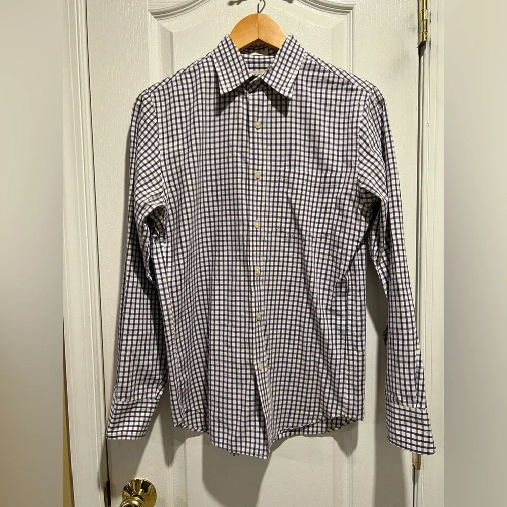 J. crew washed casual cotton button down tailored fit shirt. XS